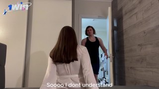 Ela traiu com o vizinho enquanto o marido estava no outro cômodo